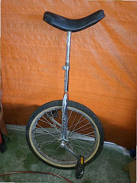 24" sun unicycle used silver adjustable seat
