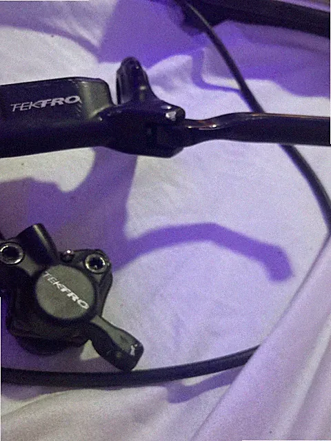 Universal E bike mountain bike brakes set * does not include rotor* mid conditio